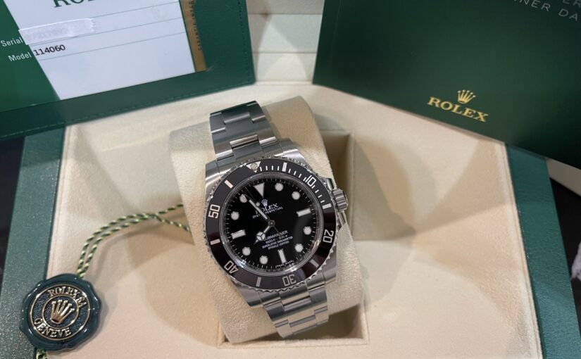 ROLEX SUBMARINER NO DATE 40MM CERAMIQUE 